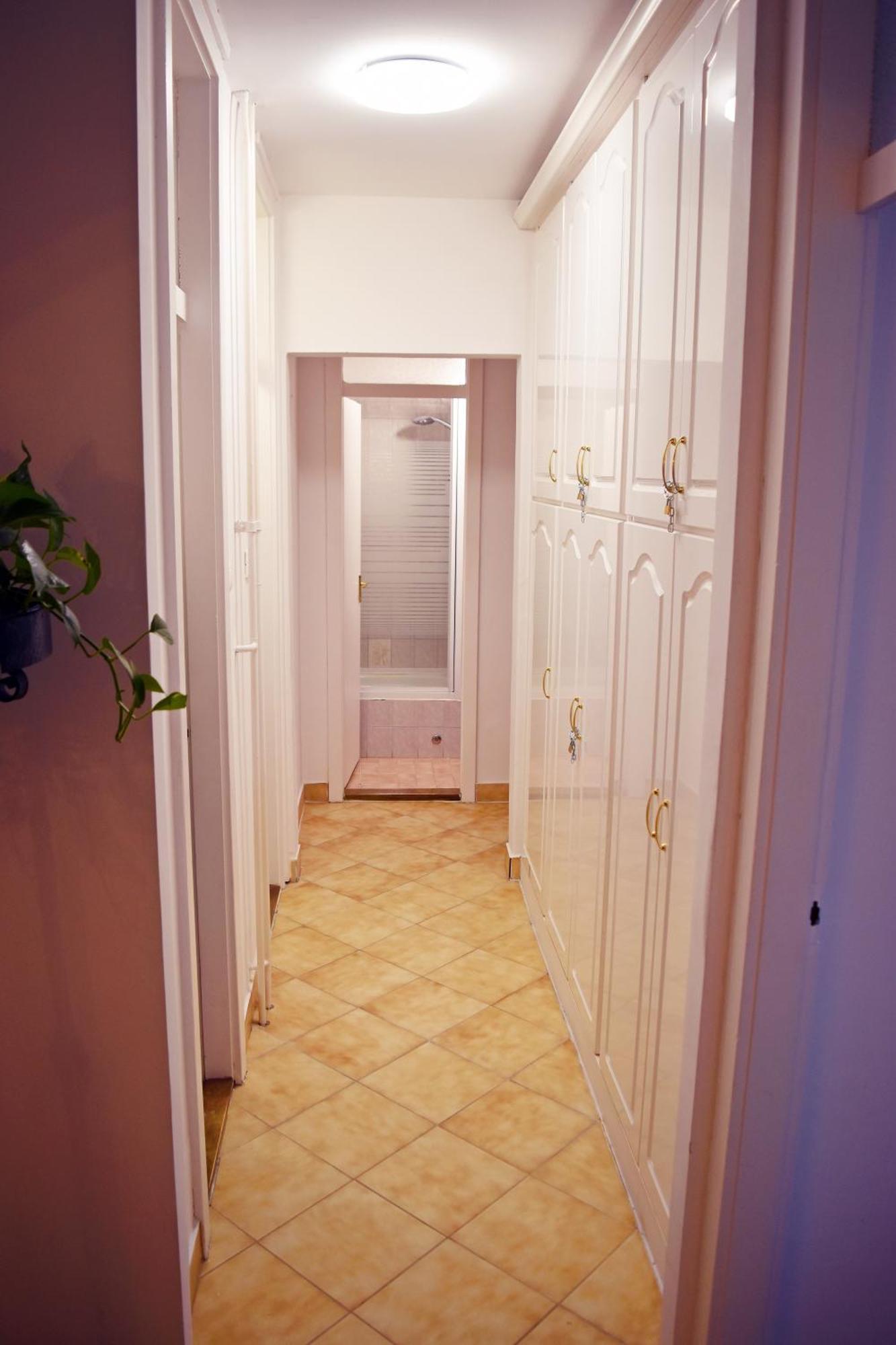 Belvarosi Classic Apartman 85 Square Meters Szombathely Luaran gambar