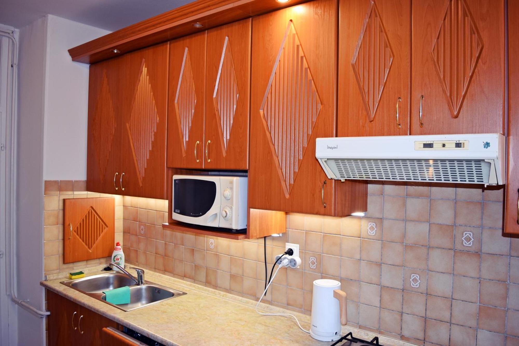 Belvarosi Classic Apartman 85 Square Meters Szombathely Luaran gambar