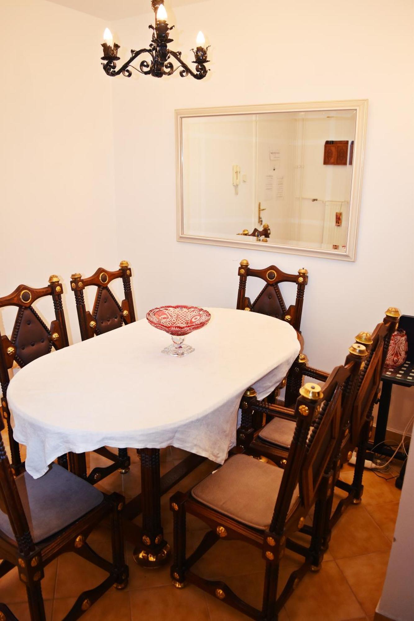 Belvarosi Classic Apartman 85 Square Meters Szombathely Luaran gambar